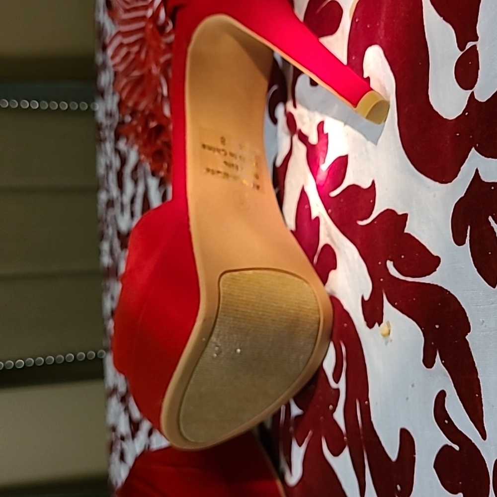 Shoes - Picture 3 of 3